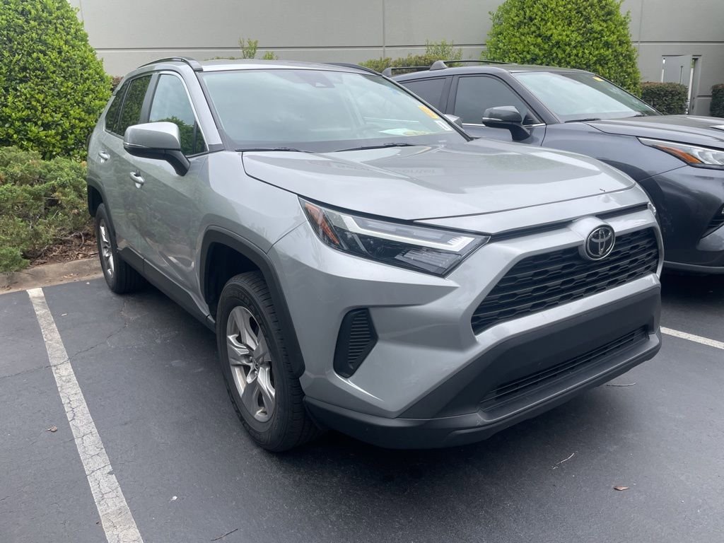 Used 2024 Toyota RAV4 XLE FWD image 2
