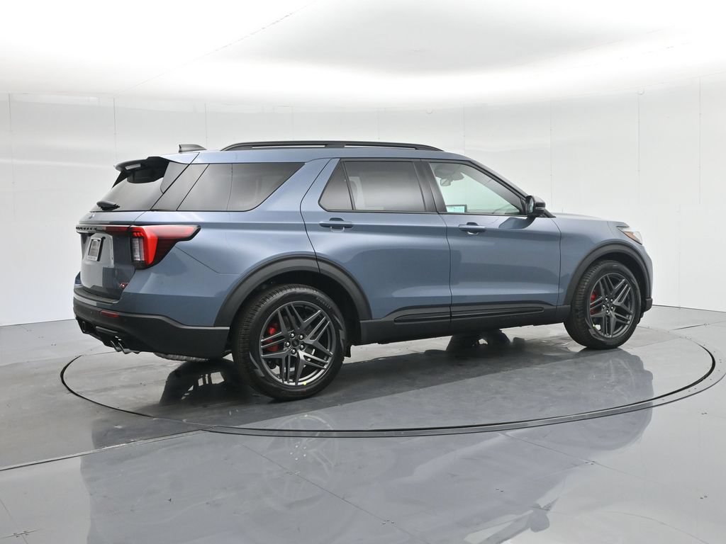 Certified 2025 Ford Explorer ST w/ Sun And Sound Package AWD/4WD image 32