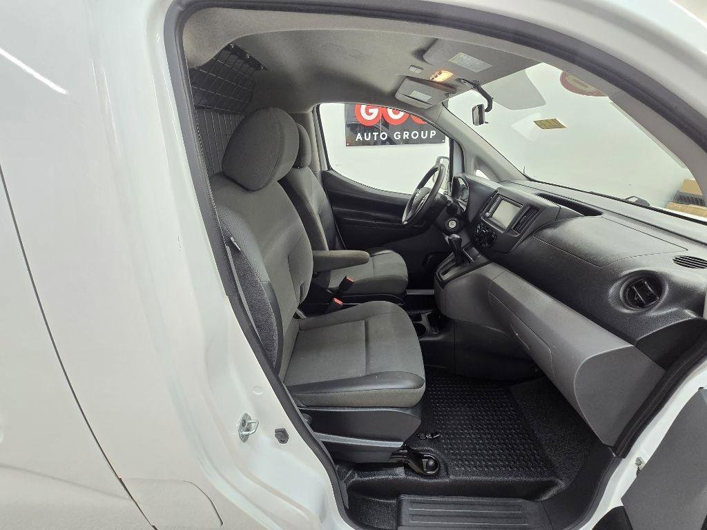 Used 2020 Nissan NV200 SV w/ Back Door Glass Package FWD image 16