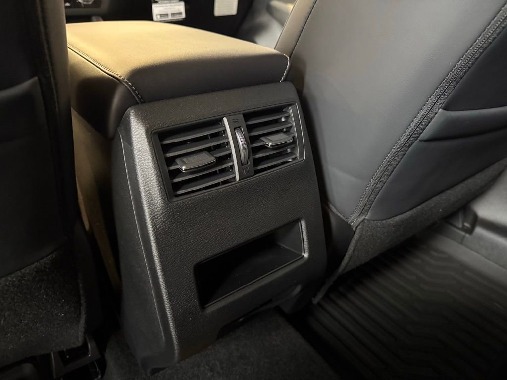 New 2026 Mitsubishi Outlander Trail Edition image 15