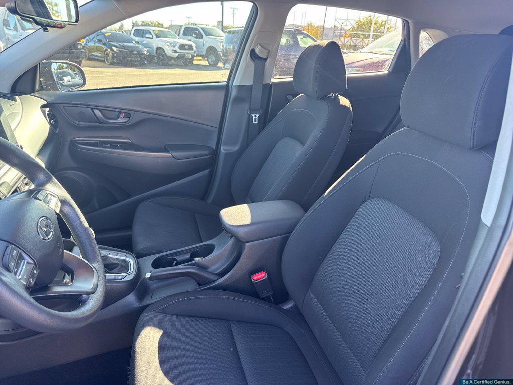 Certified 2023 Hyundai Kona SEL AWD/4WD image 27