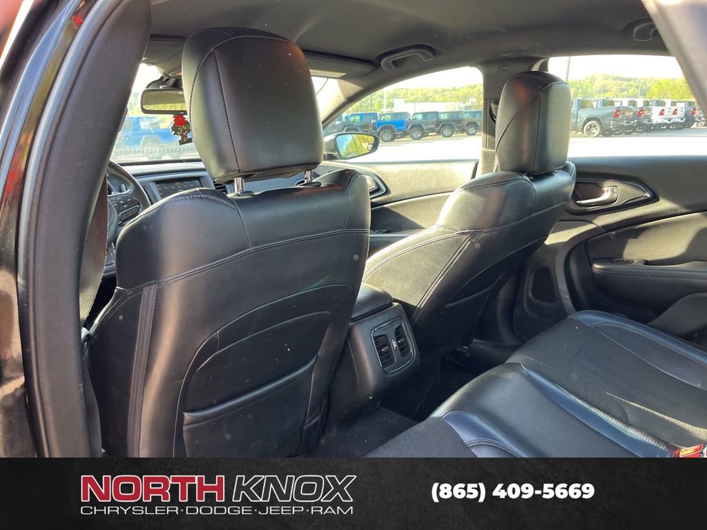 Used 2015 Chrysler 200 S w/ Navigation & Sound Group I image 8