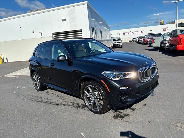 Used 2021 BMW X5 xDrive40i w/ M Sport Package AWD/4WD image 2