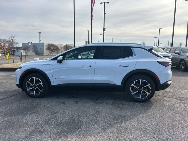New 2026 Chevrolet Equinox EV LT image 6