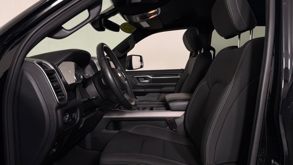Used 2023 RAM 1500 Big Horn AWD/4WD image 12