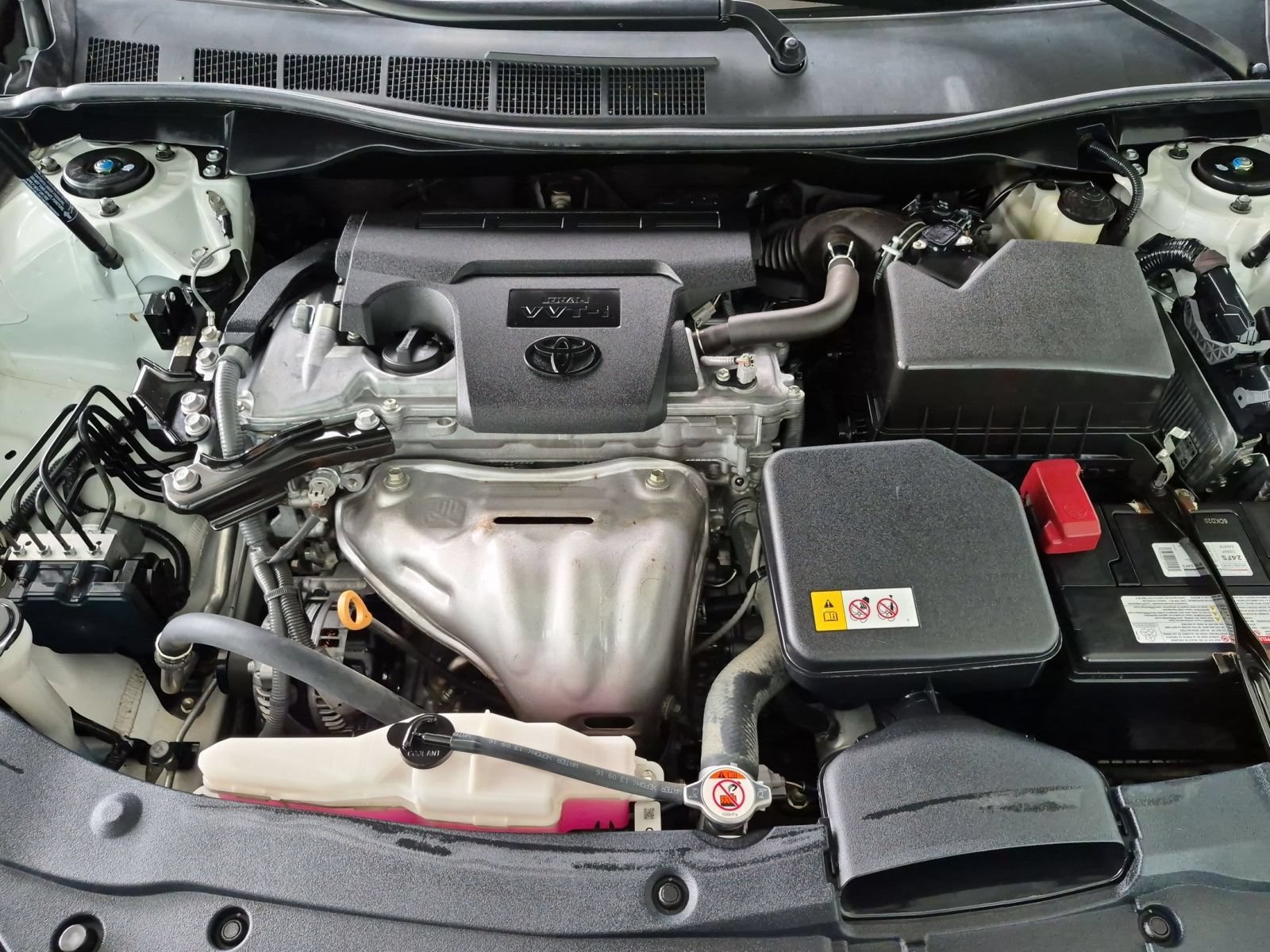 Used 2017 Toyota Camry XLE w/ Convenience Package FWD image 29