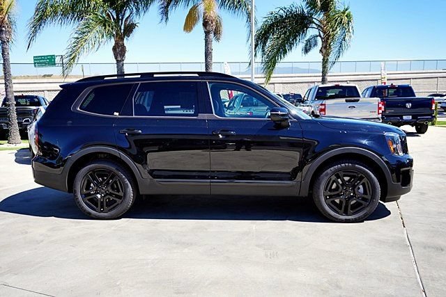 Used 2025 Kia Telluride EX X-Line AWD/4WD image 3