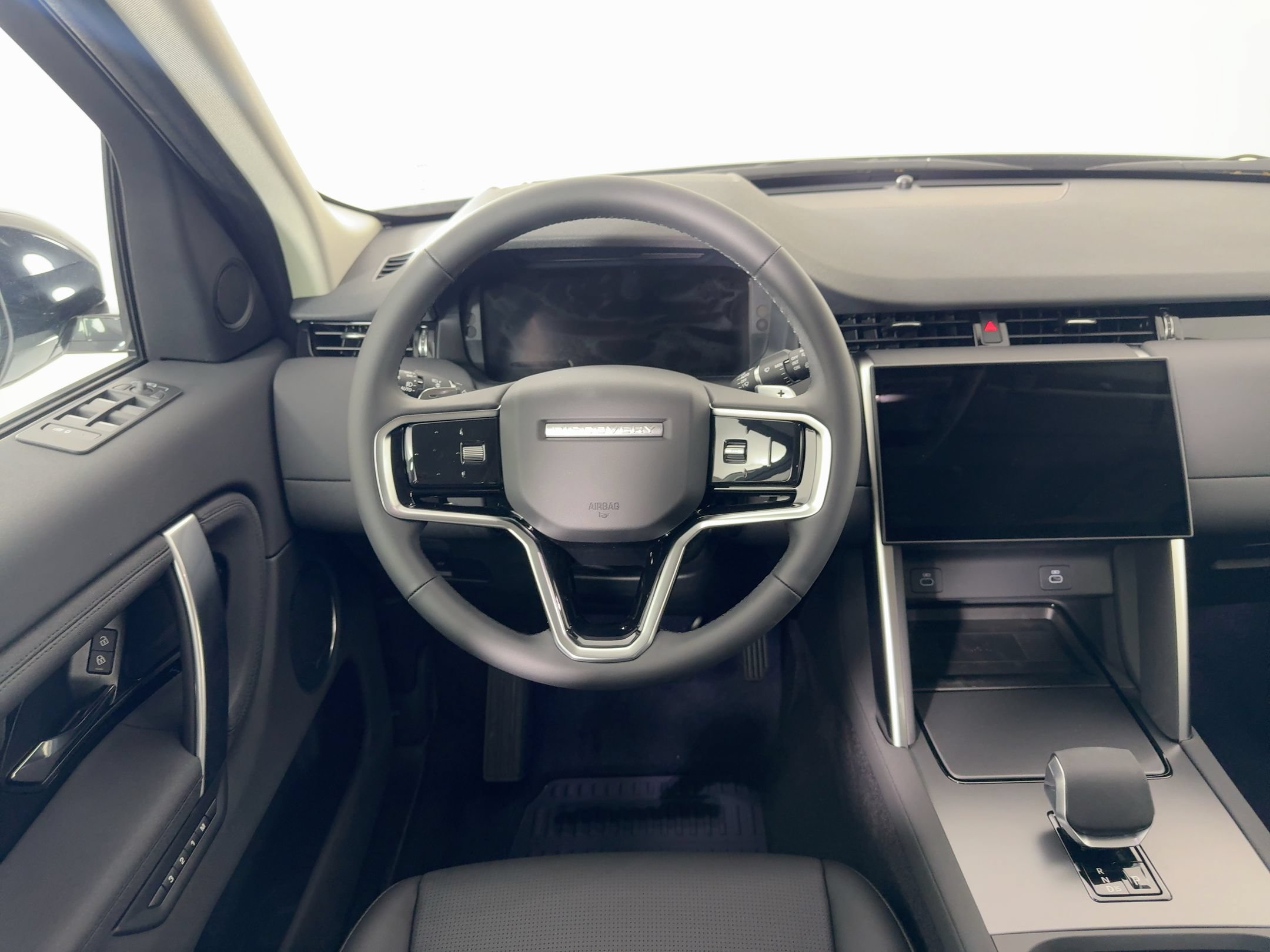 Used 2025 Land Rover Discovery Sport S AWD/4WD image 19