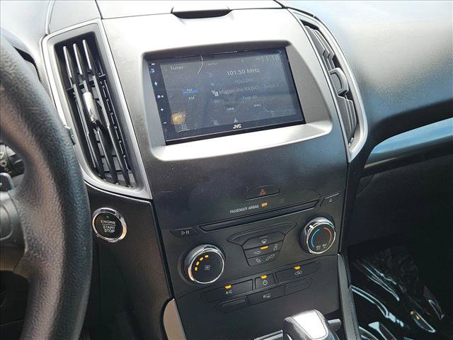 Used 2015 Ford Edge SE FWD image 18