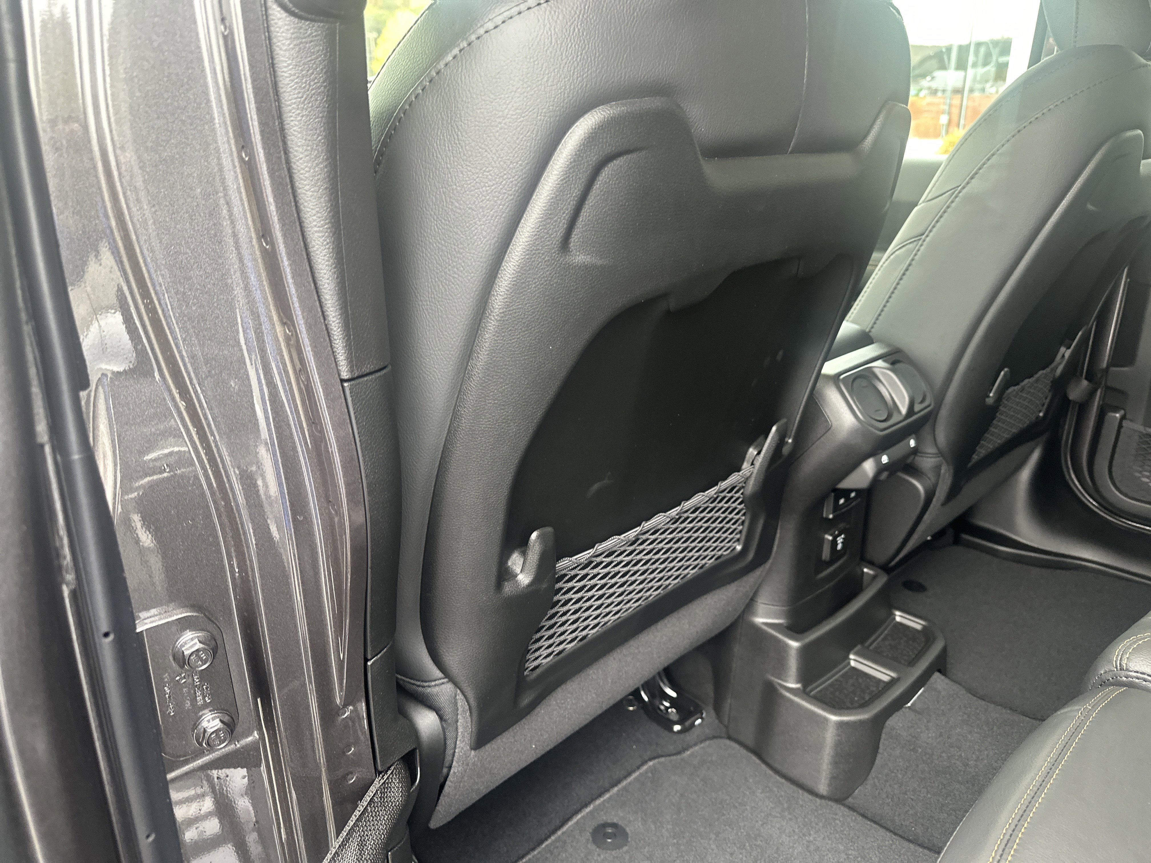 New 2026 Jeep Wrangler Unlimited Sahara AWD/4WD image 20