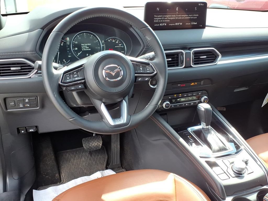 Used 2025 MAZDA CX-5 Carbon Edition AWD/4WD image 16