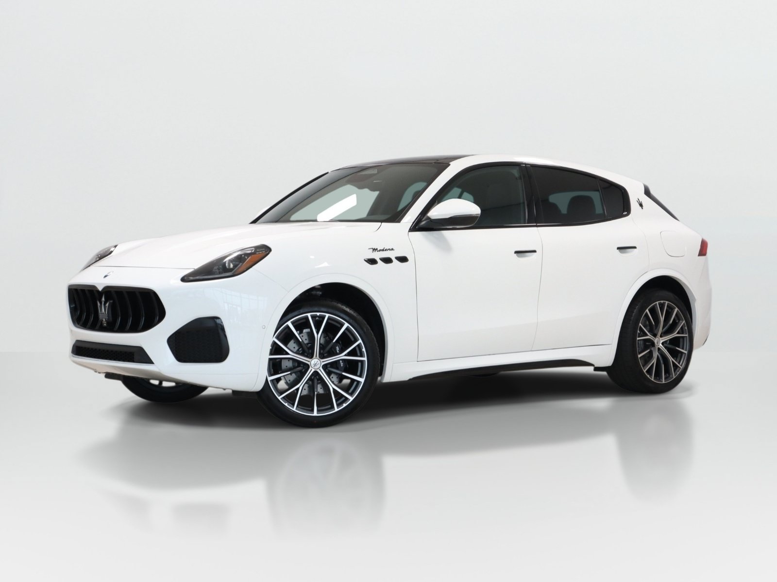 New 2026 Maserati Grecale Modena