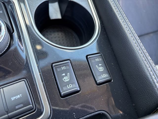 Used 2020 Nissan Maxima 3.5 SV w/ Floor Mat Group FWD image 17