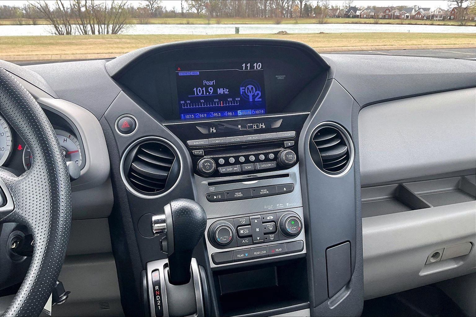 Used 2015 Honda Pilot SE image 6