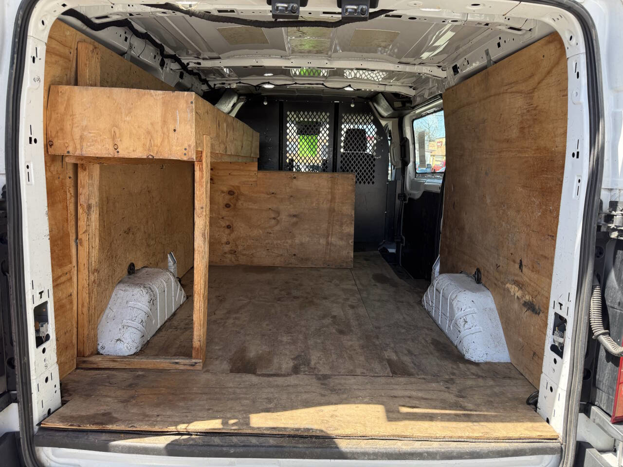 Used 2018 Ford Transit 250 130 Low Roof w/ Exterior Upgrade Package image 12