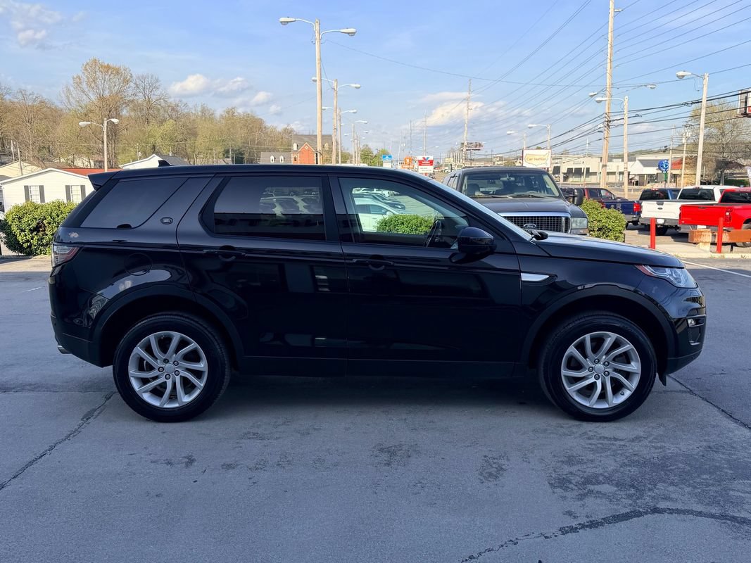Used 2016 Land Rover Discovery Sport HSE AWD/4WD image 8