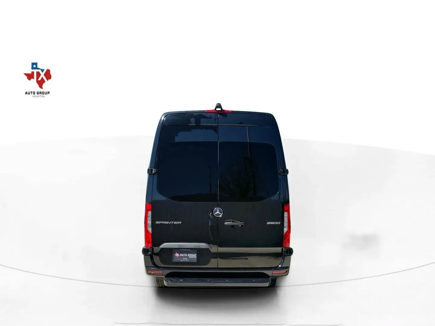 Used 2023 Mercedes-Benz Sprinter 3500 image 9