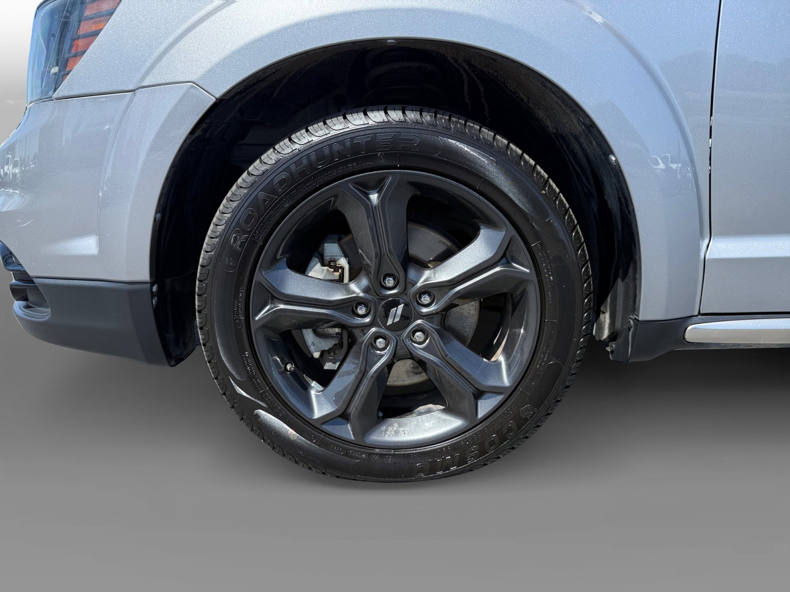 Used 2018 Dodge Journey Crossroad w/ Popular Equipment Group FWD image 9