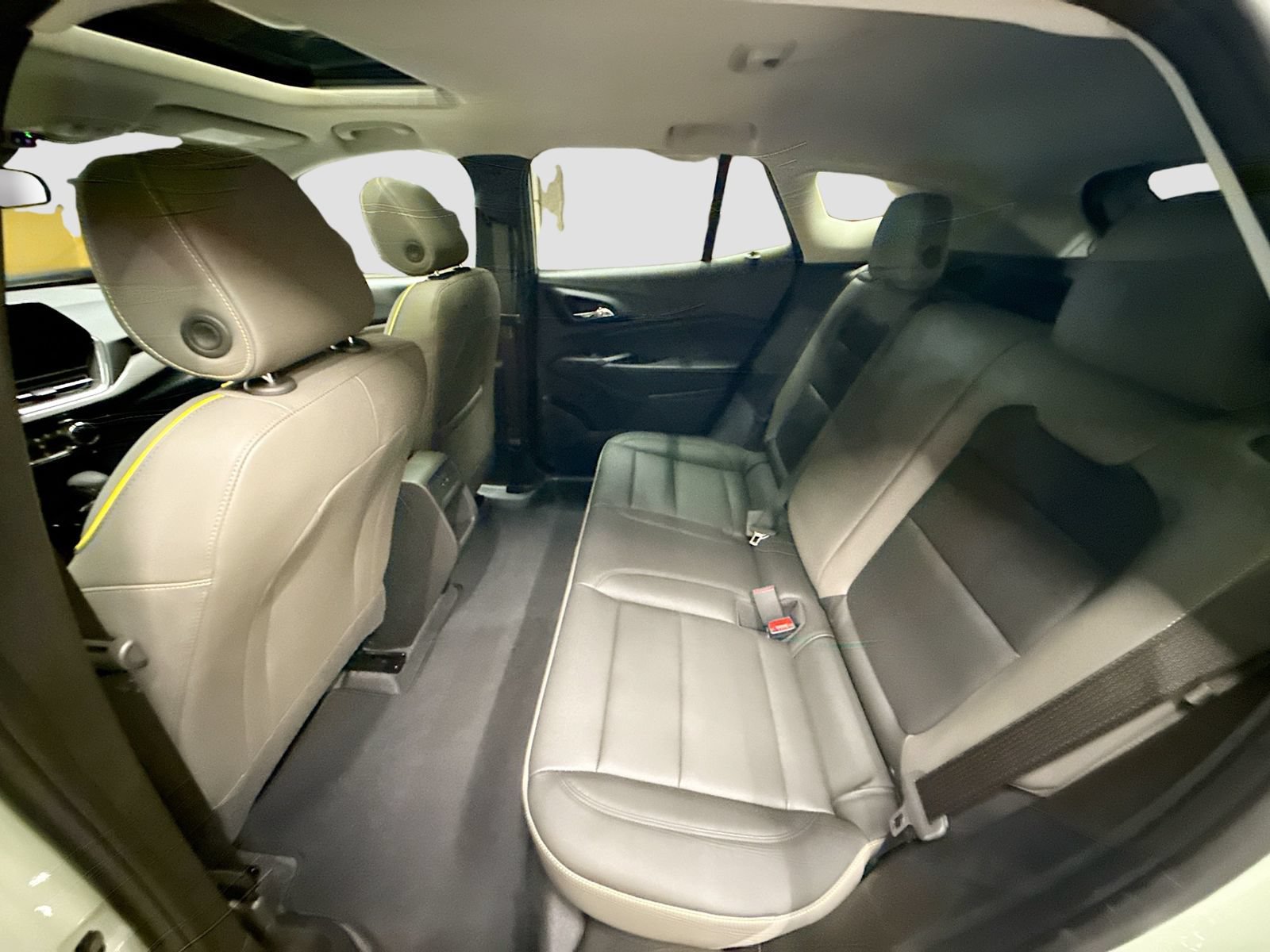 New 2026 Chevrolet Trax ACTIV w/ Sunroof Package FWD image 28