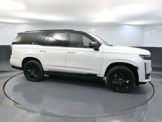 Used 2024 Cadillac Escalade Sport w/ LPO, ONYX Package image 4