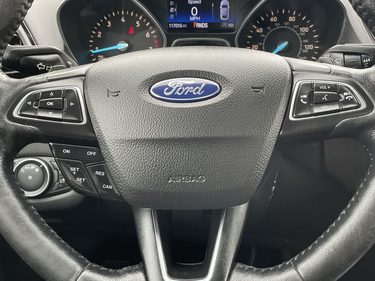 Used 2017 Ford Escape Titanium AWD/4WD image 18
