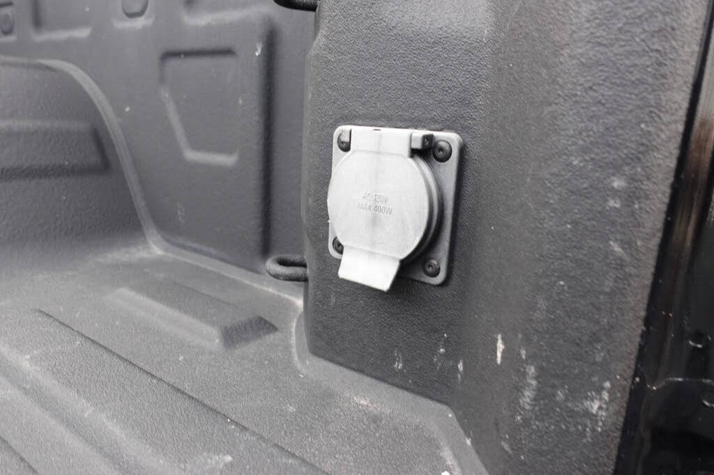 Used 2024 Chevrolet Silverado 1500 RST AWD/4WD image 31