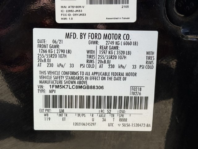 Used 2021 Ford Explorer King Ranch w/ Premium Technology Package RWD image 32