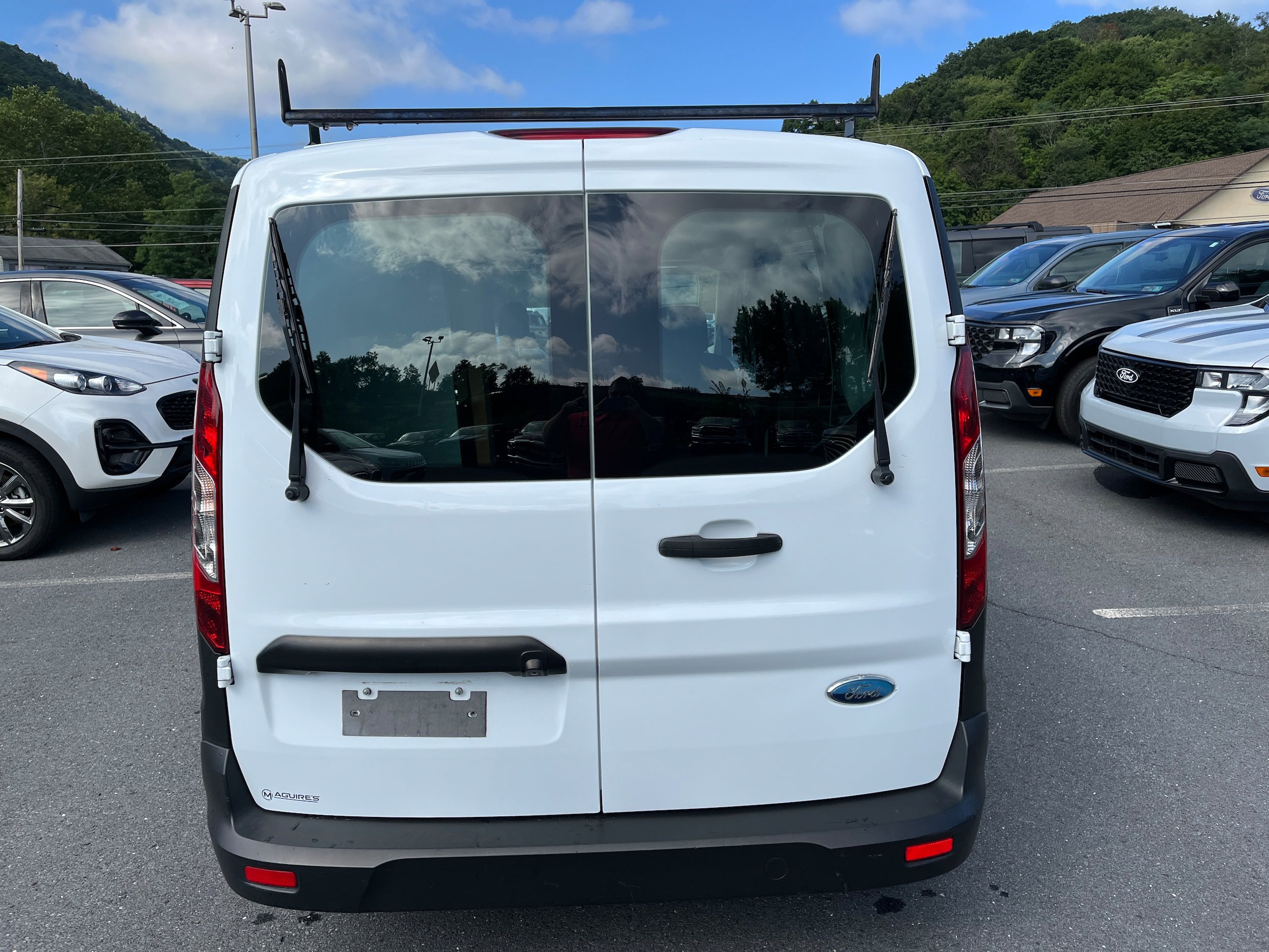 Certified 2020 Ford Transit Connect XL FWD image 13