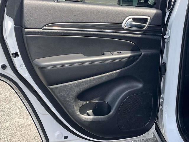 Used 2022 Jeep Grand Cherokee Limited AWD/4WD image 17