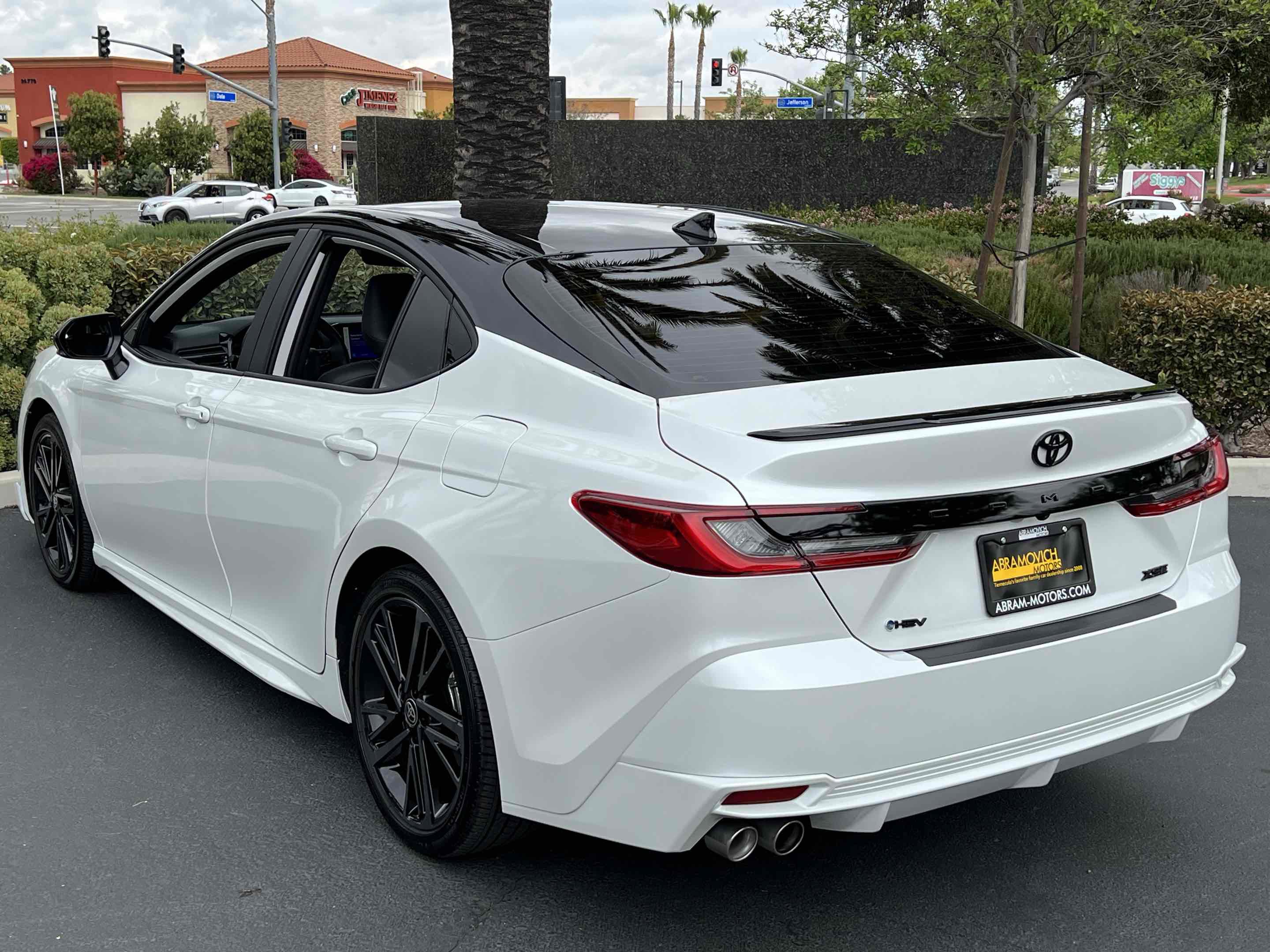 Used 2025 Toyota Camry XSE image 2