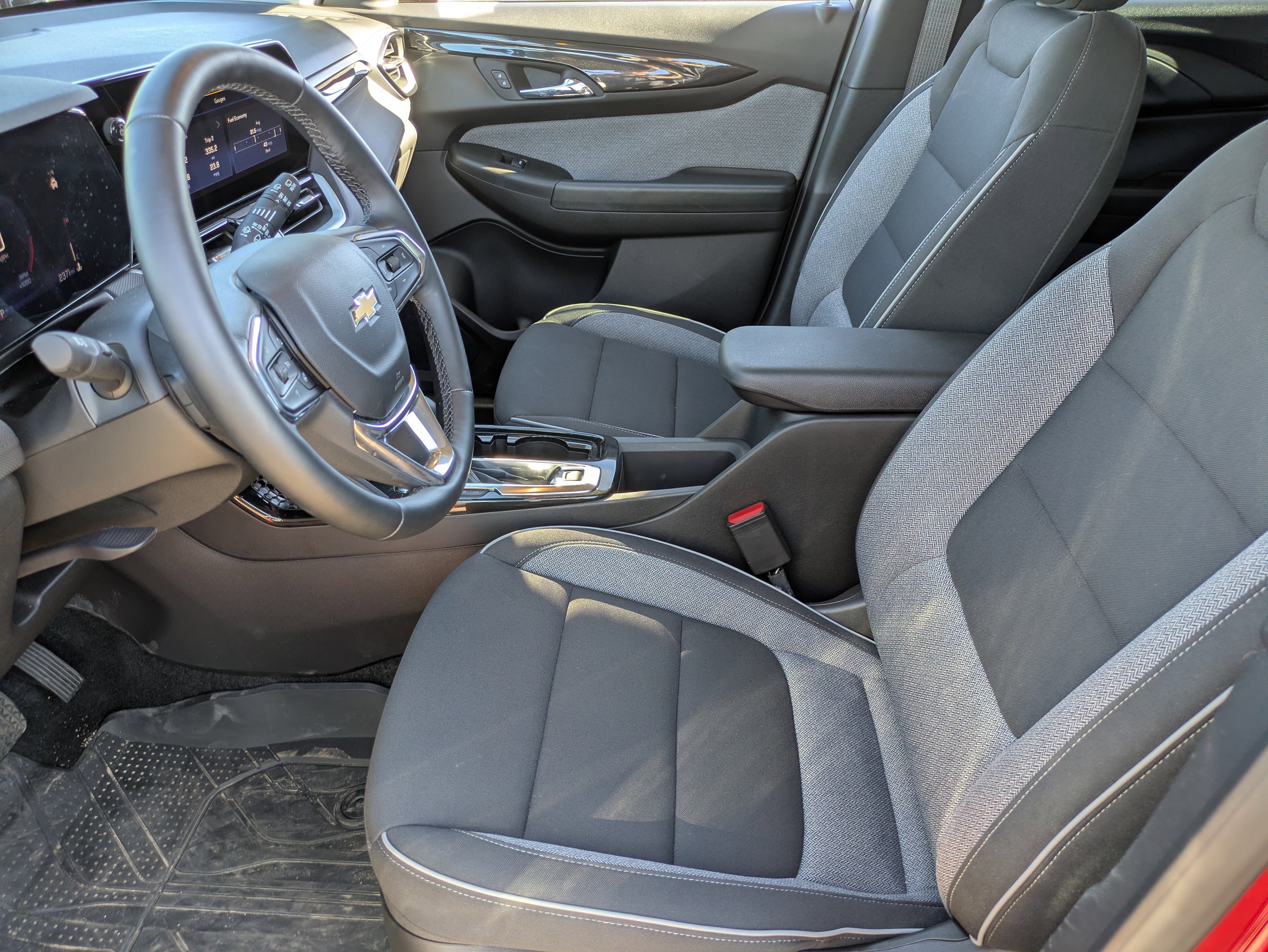 Used 2026 Chevrolet TrailBlazer LT w/ LT Cold Weather Package image 17