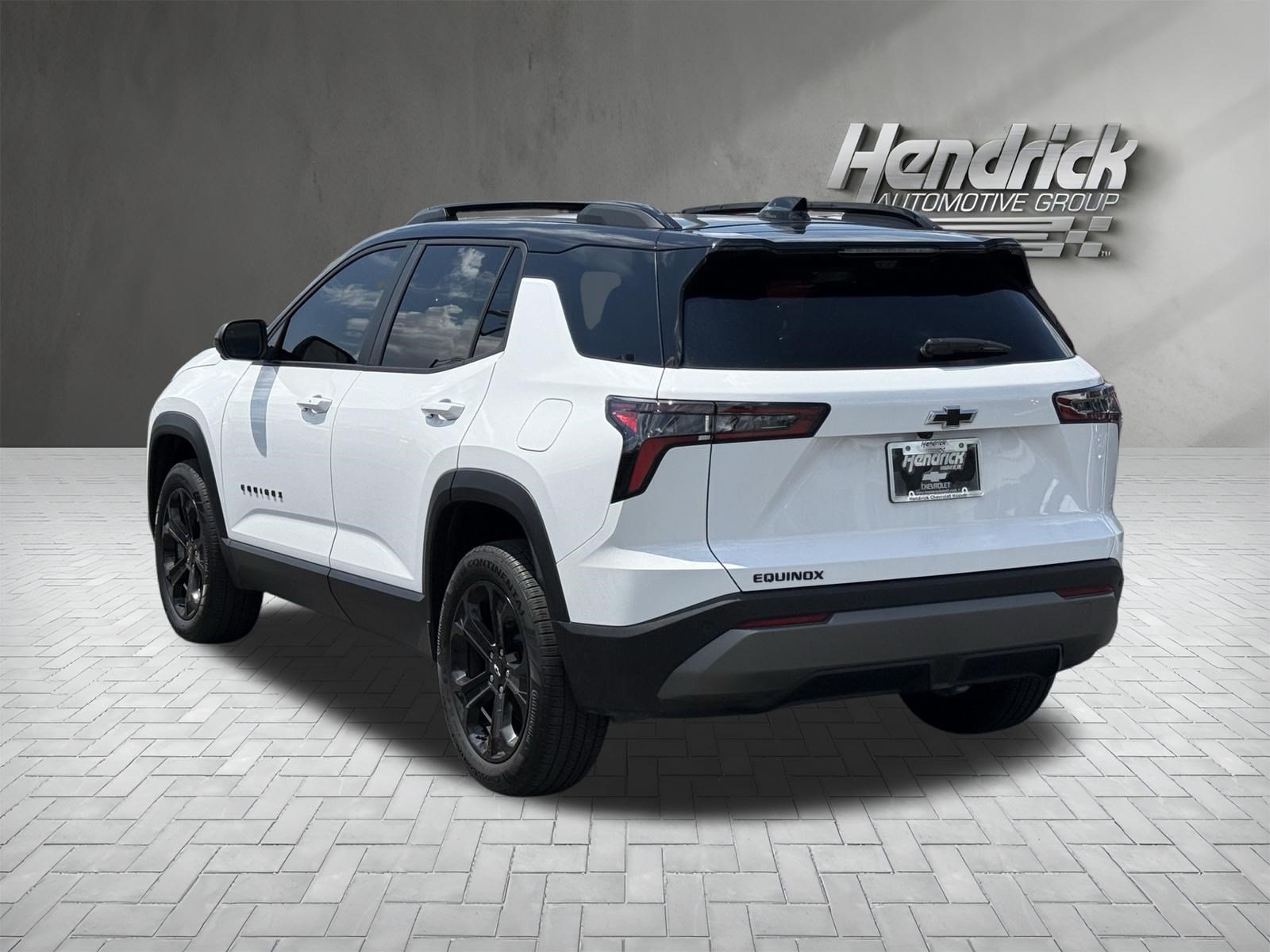 Used 2026 Chevrolet Equinox LT w/ Convenience Package II FWD image 9