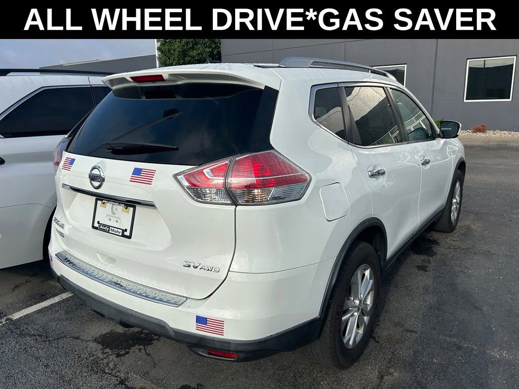 Used 2016 Nissan Rogue SV AWD/4WD image 4