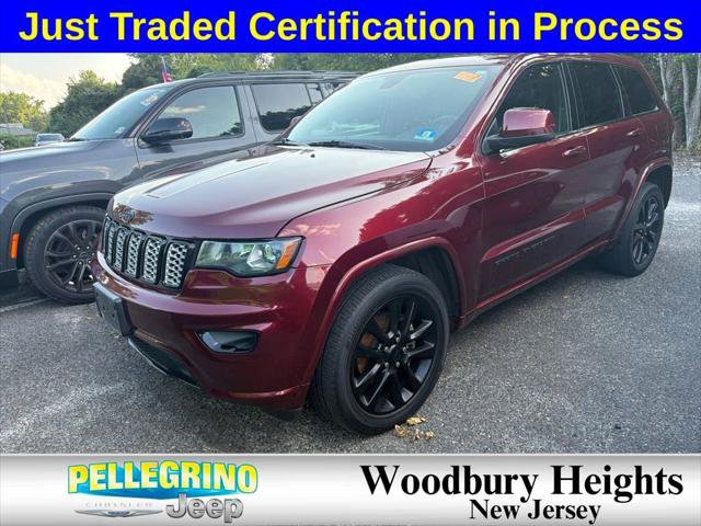 Certified 2018 Jeep Grand Cherokee Altitude AWD/4WD image 1
