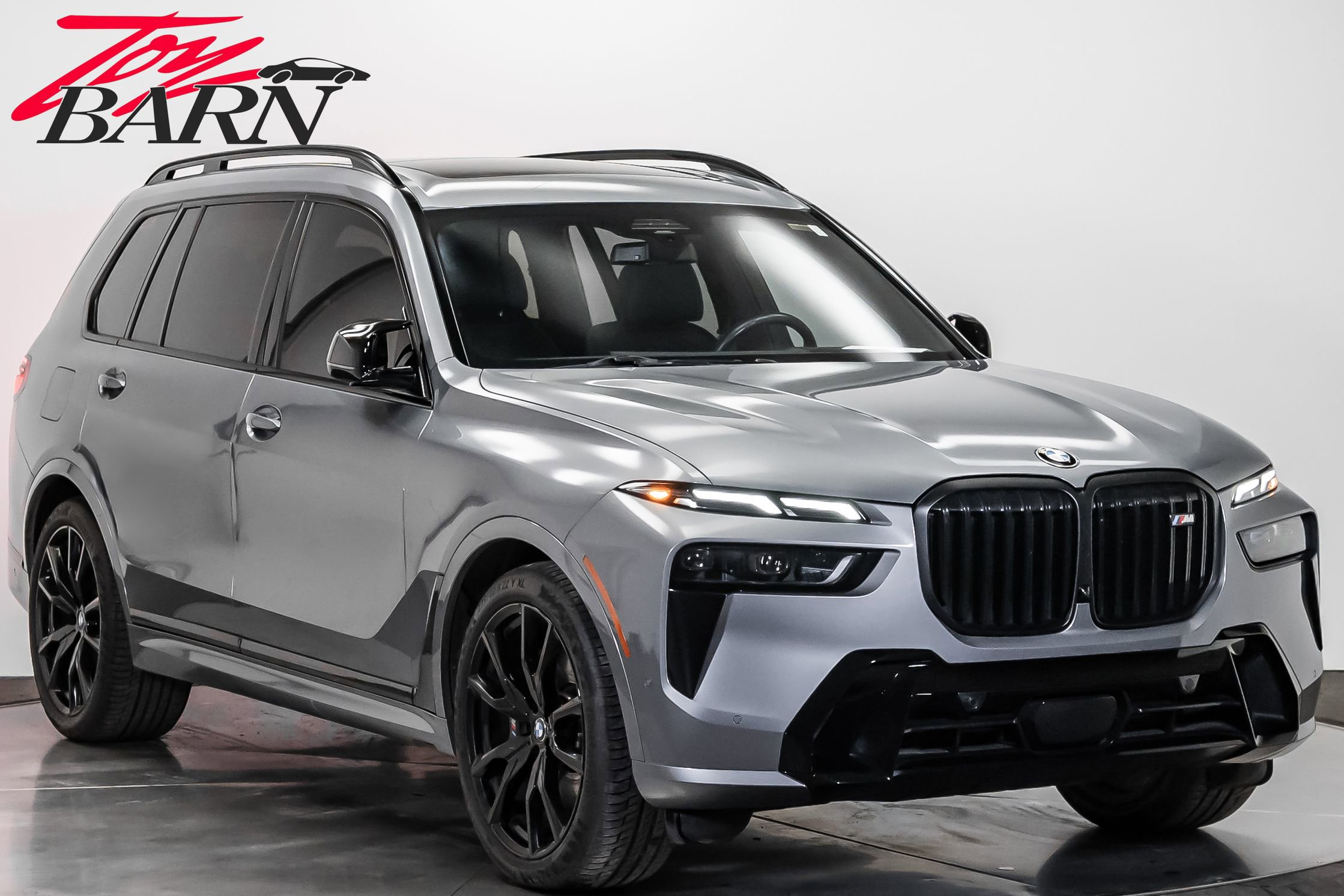Used 2024 BMW X7 M60i image 7