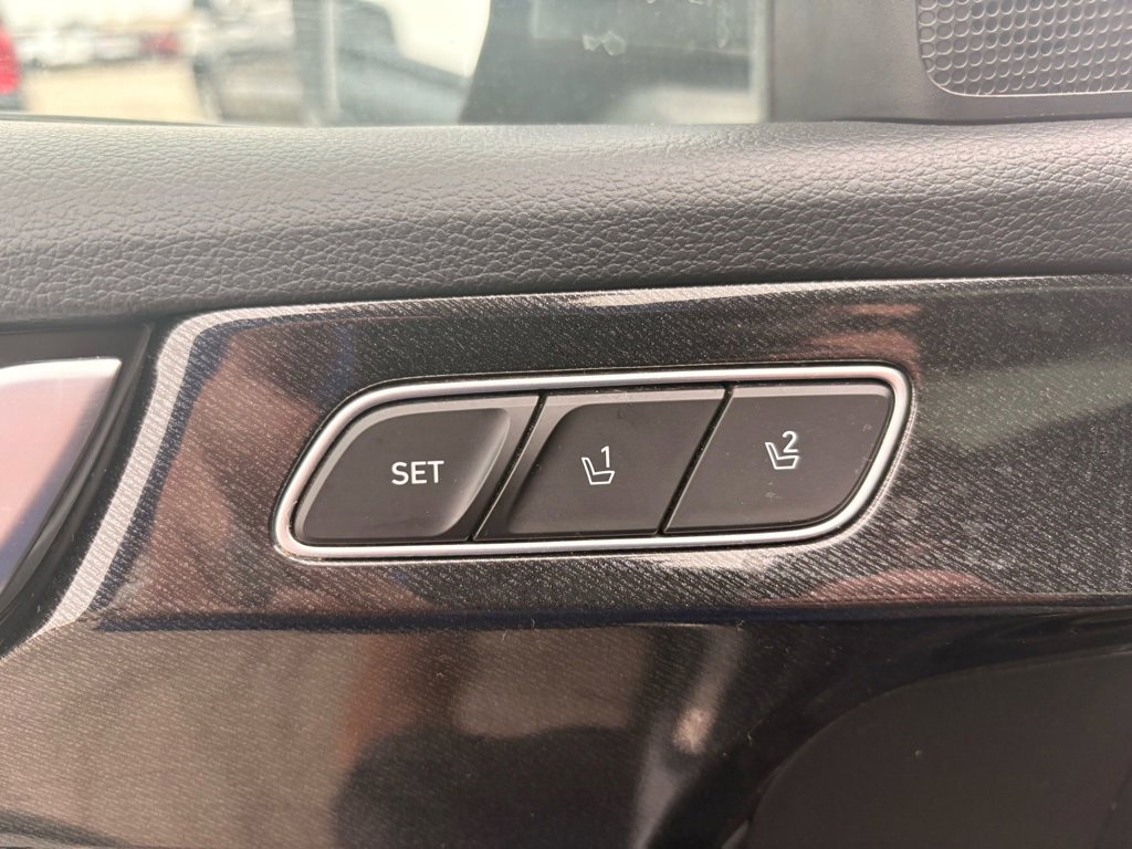 Used 2021 Hyundai Palisade Limited image 20