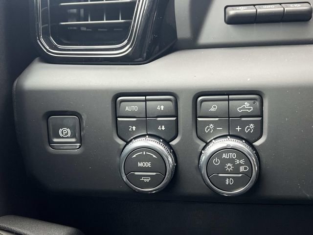 New 2026 GMC Sierra 2500 AT4 w/ AT4 Premium Plus Package image 27