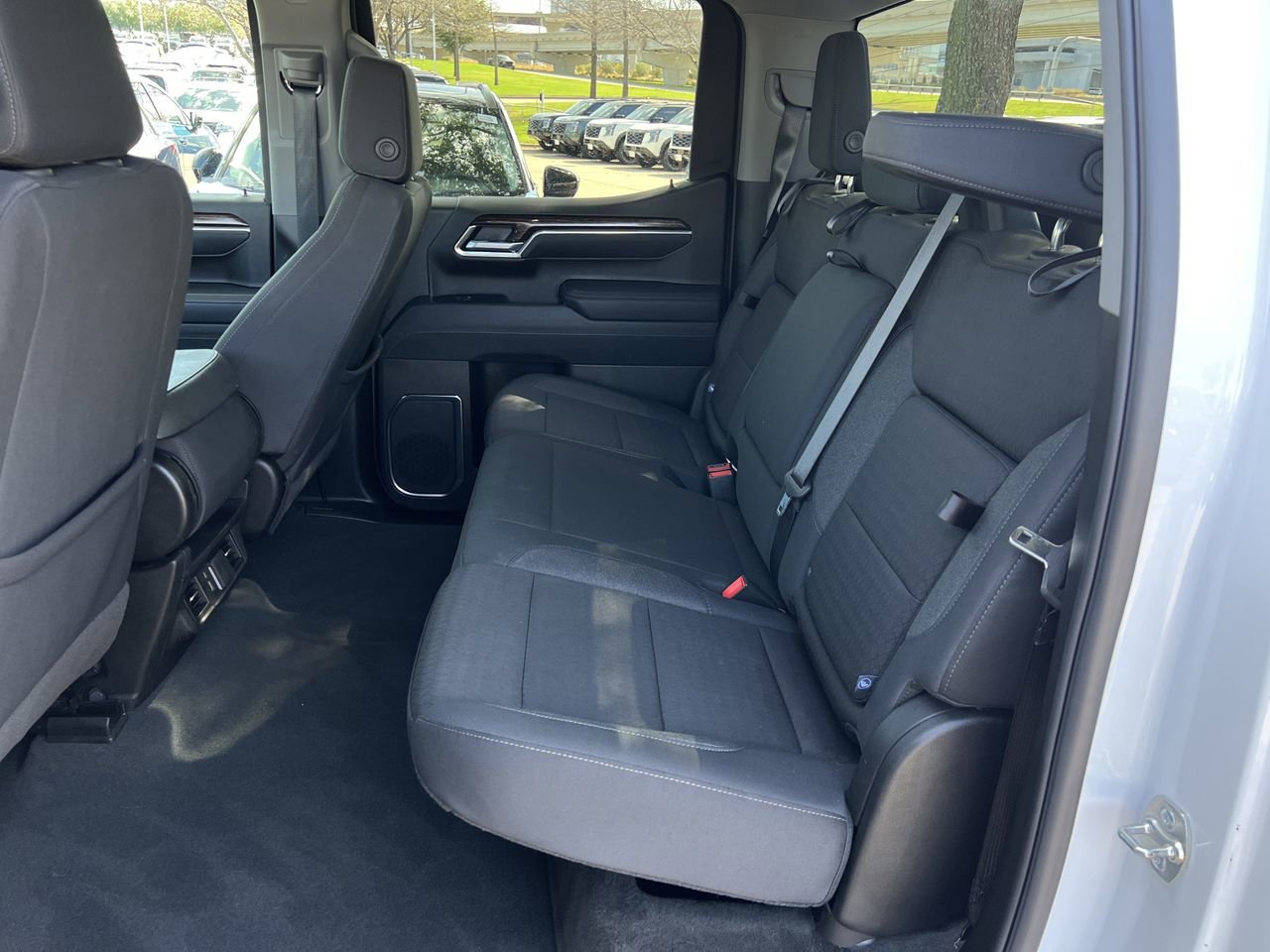 Used 2025 GMC Sierra 1500 Elevation image 29