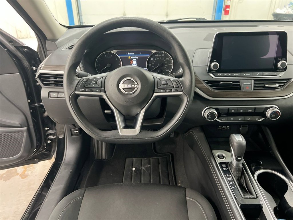 Used 2023 Nissan Altima 2.5 SV image 19
