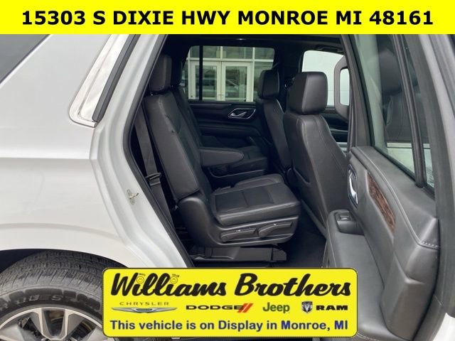 Used 2022 Chevrolet Tahoe LT w/ Luxury Package image 30