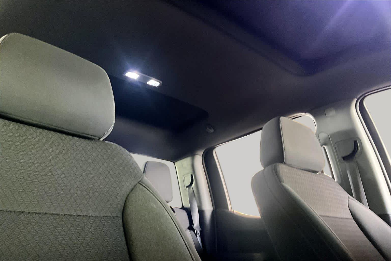 Used 2022 Chevrolet Silverado 1500 RST RWD image 13