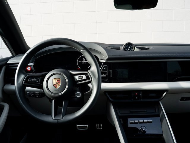 Certified 2025 Porsche Macan 4S Electric image 21