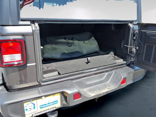 Used 2024 Jeep Wrangler Willys image 9