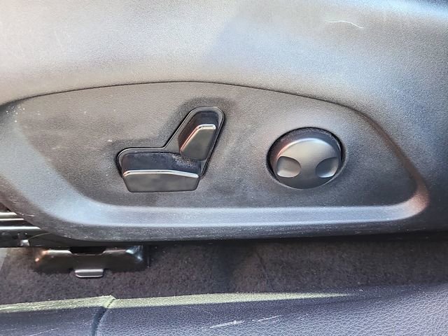 Used 2023 Jeep Compass Limited image 19