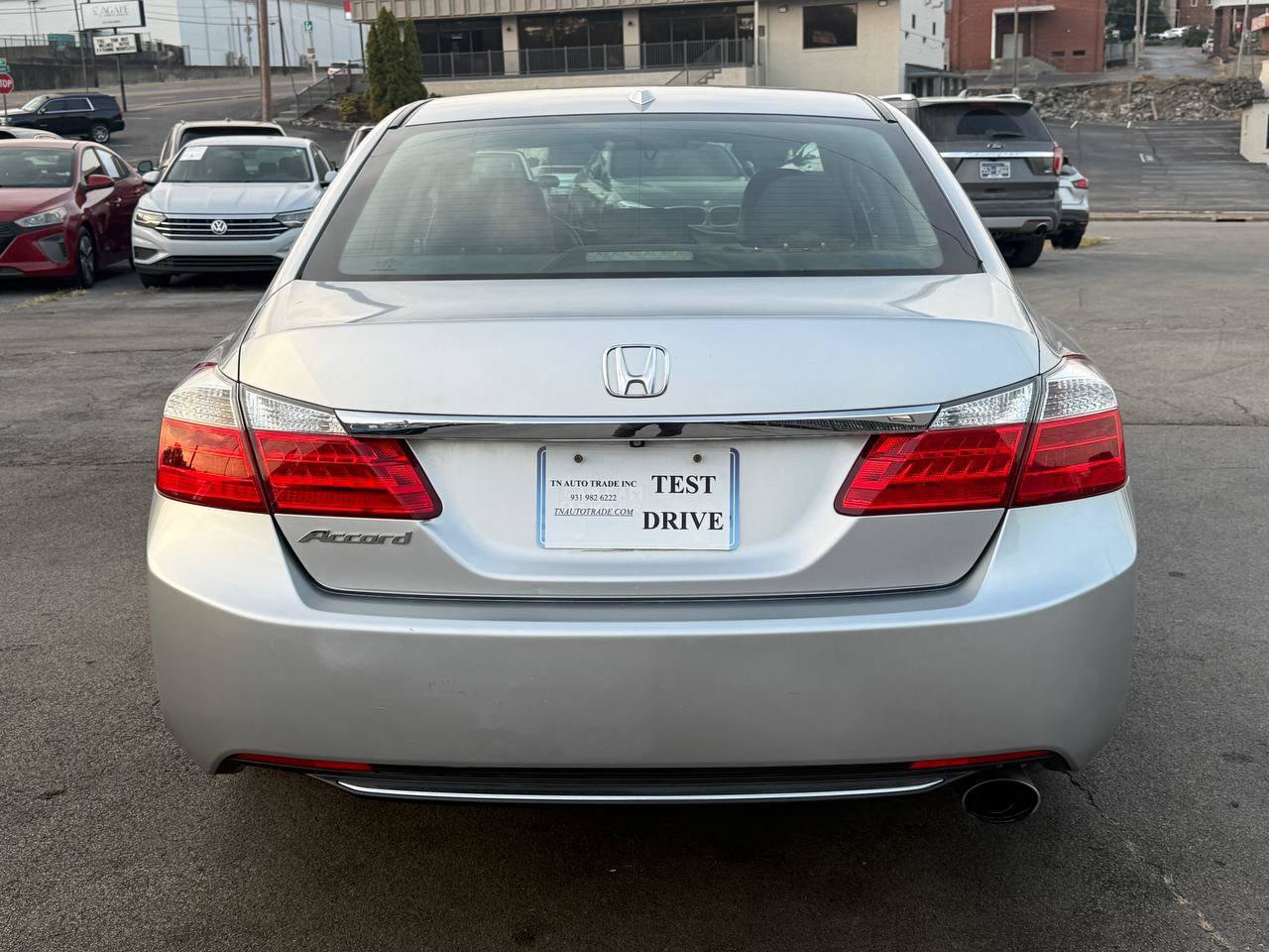 Used 2014 Honda Accord EX-L image 9