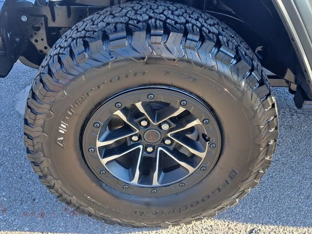 New 2025 Jeep Wrangler Rubicon w/ Xtreme 35 Tire Package AWD/4WD image 9