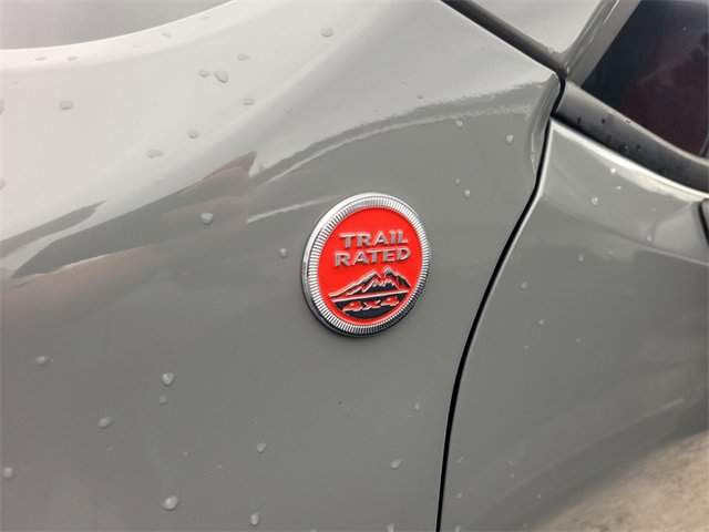 Used 2022 Jeep Renegade Trailhawk image 4