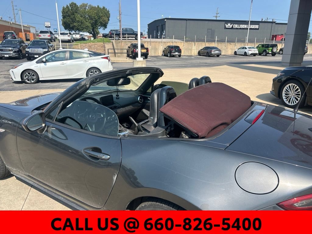 Used 2018 MAZDA MX-5 Miata Grand Touring RWD image 11