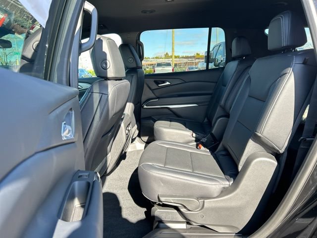 New 2026 Chevrolet Traverse LT w/ LPO, Floor Liner Package FWD image 16