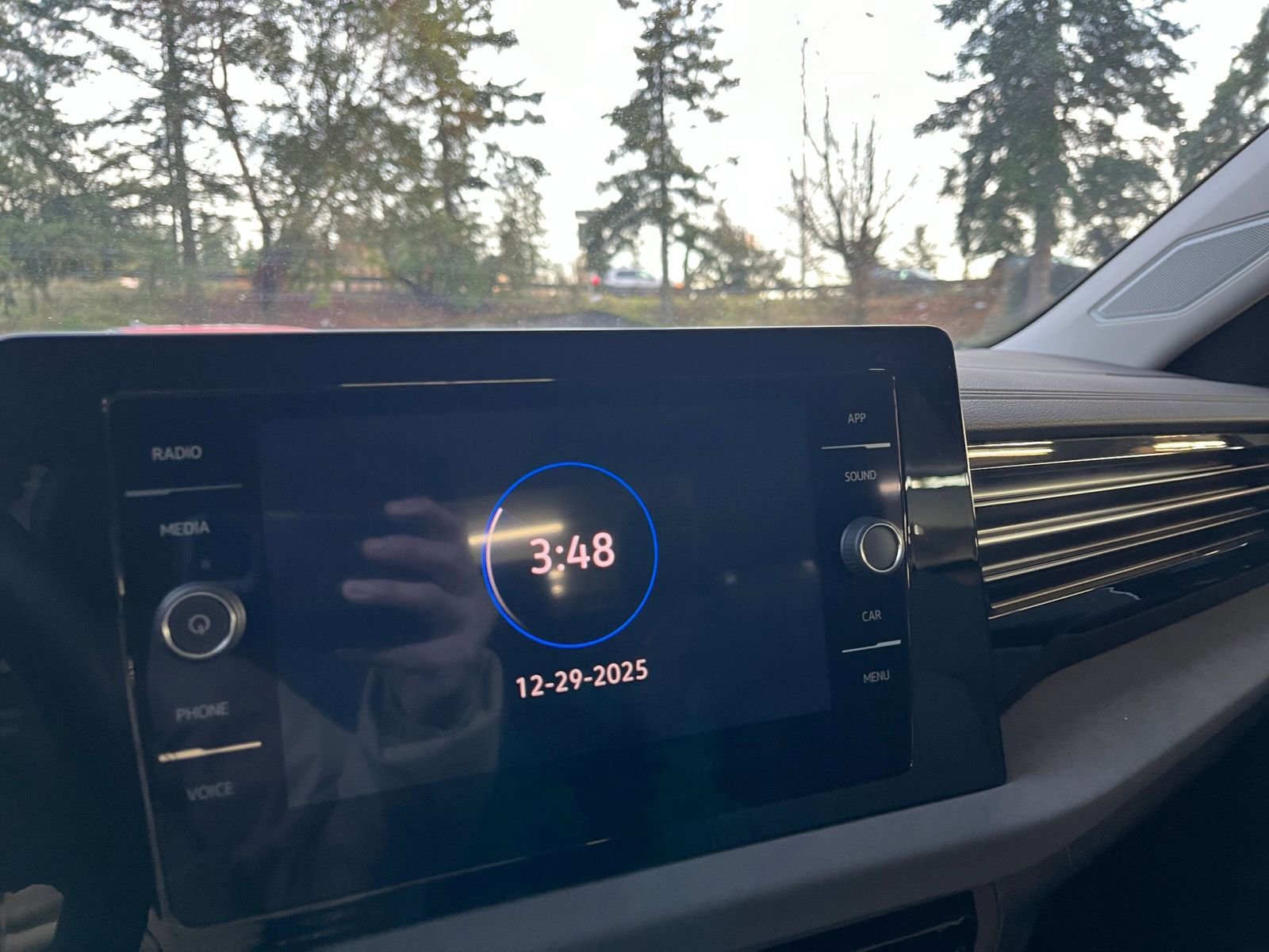 Used 2025 Volkswagen Jetta SE image 21